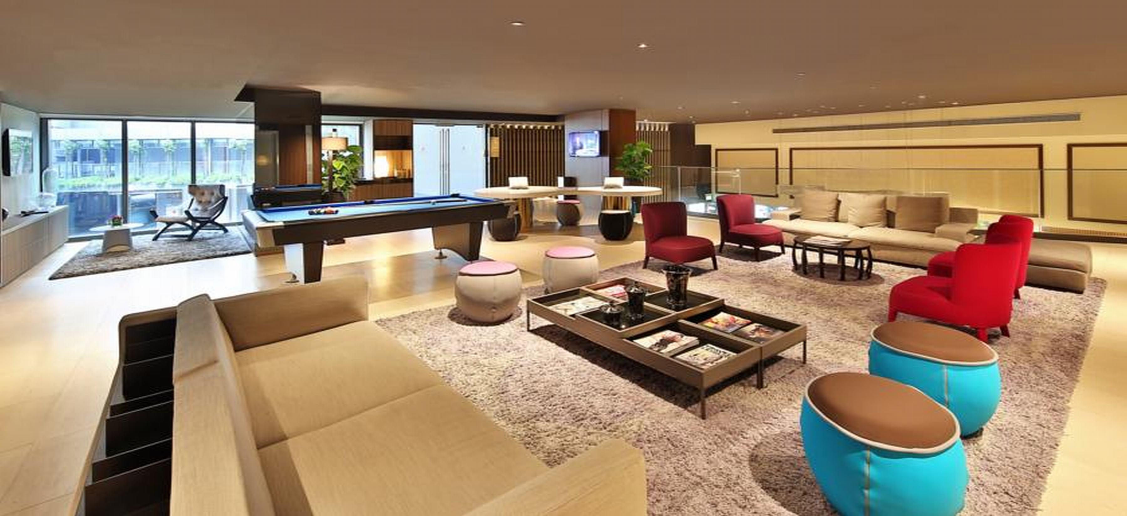 Pan Pacific Serviced Road, Khách sạn hẻo lánh