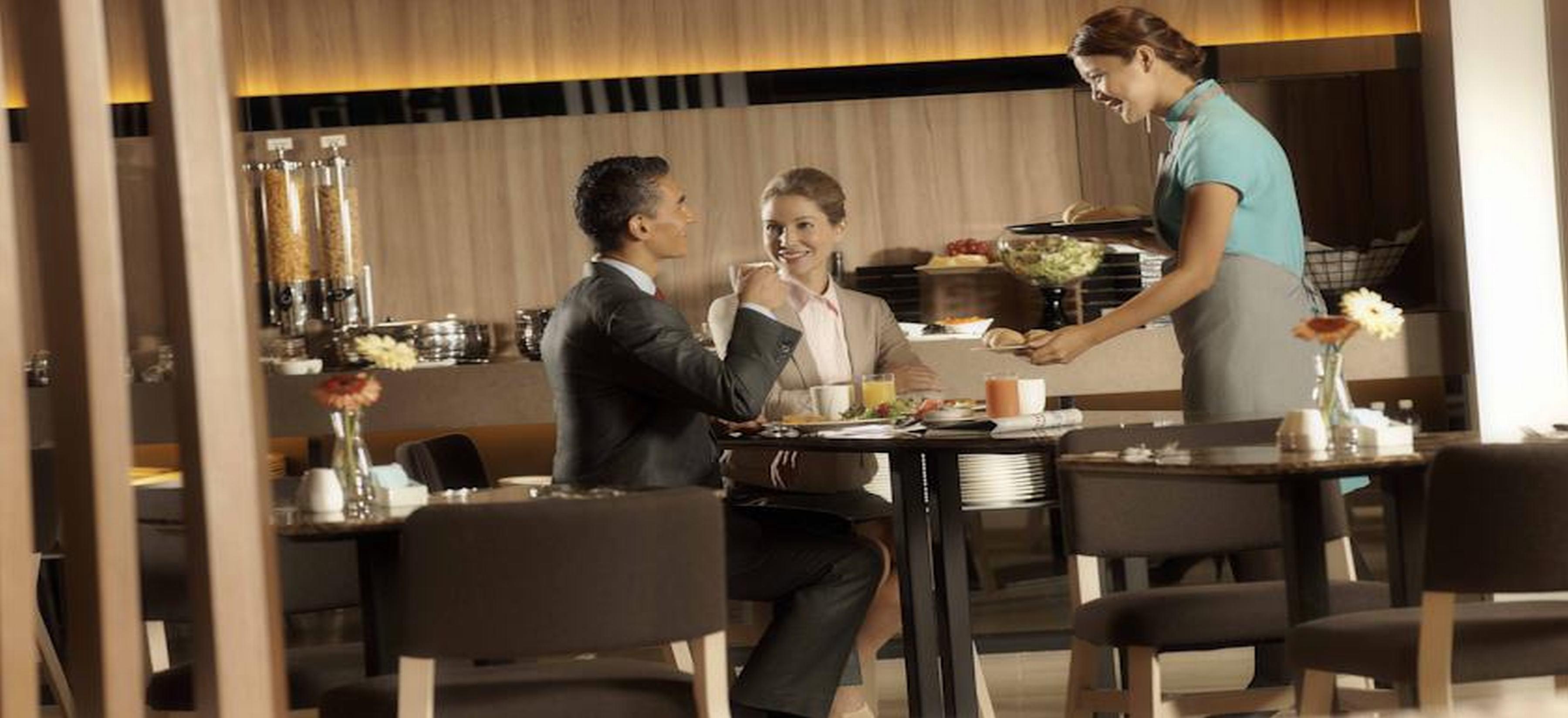 Khách sạn hẻo lánh Pan Pacific Serviced Road,